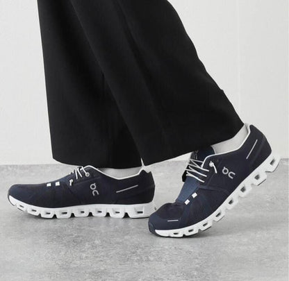 Cloud 5 Coast Sneakers in blue