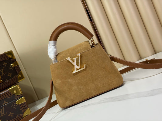 Louis Vuitton Capucines Mini Capucines Women-Handbags